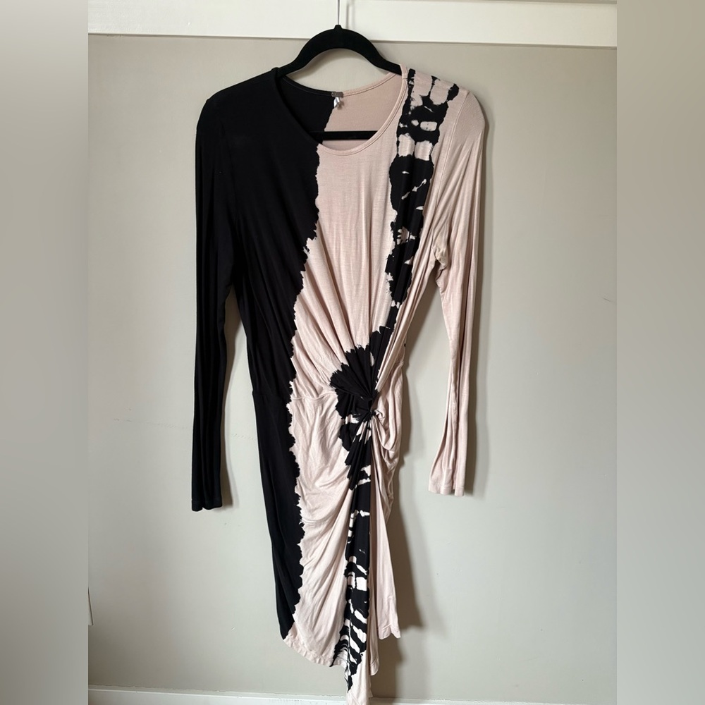 Elegant Black and Cream Women's Dress